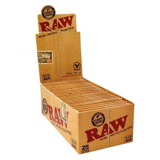 RAW - Classic Rolling Papers 1 1/2 (25pc Display)