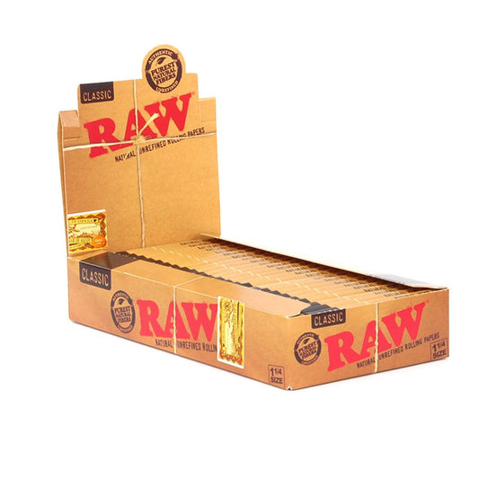 RAW - Classic 1 1/4" Rolling Papers (24pc Display)
